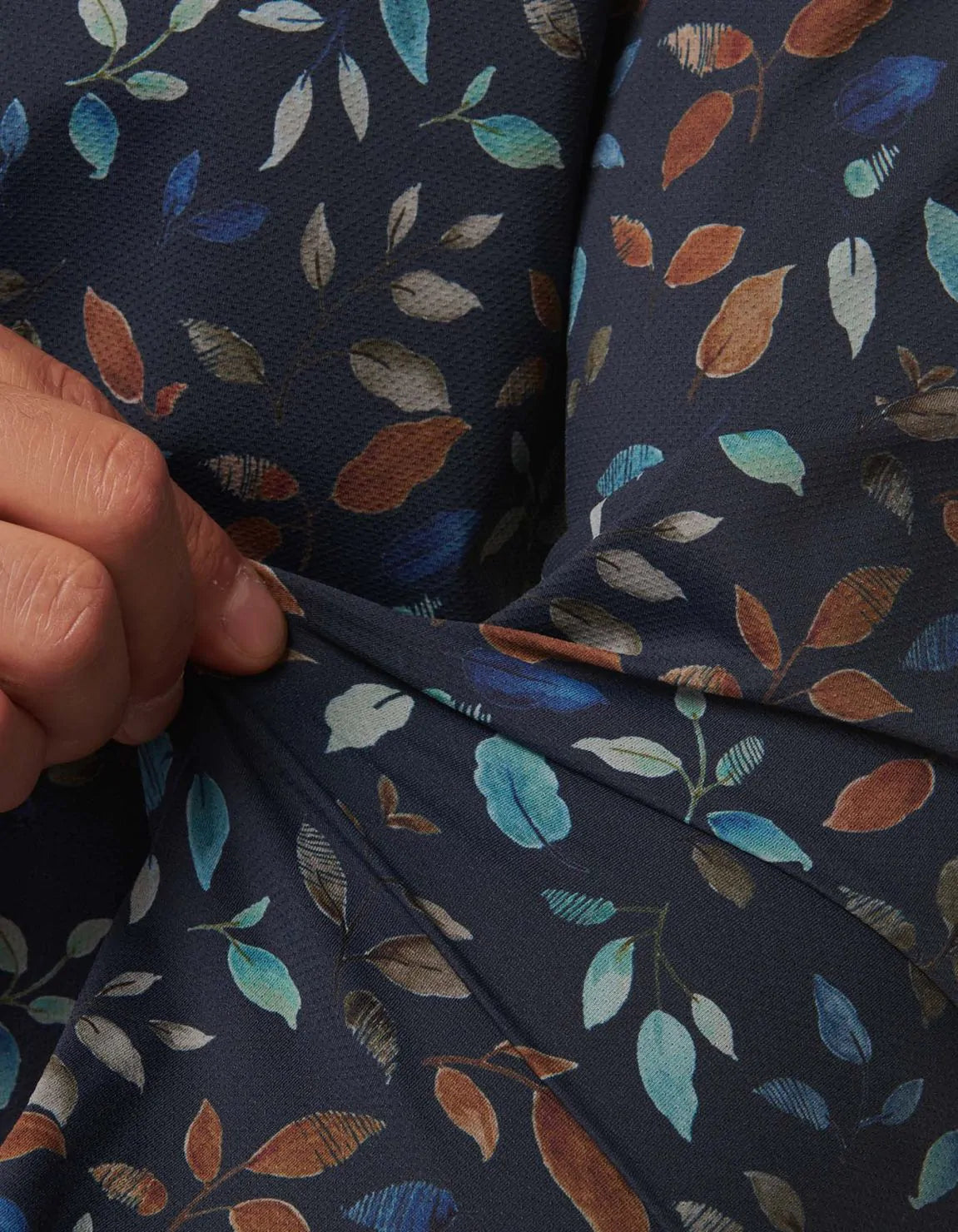 Active Shirt Navy Leaf Print