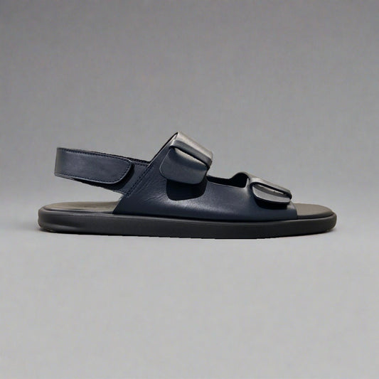 Doucal’s Leather Sandal