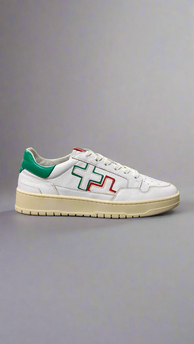 Court Sneaker