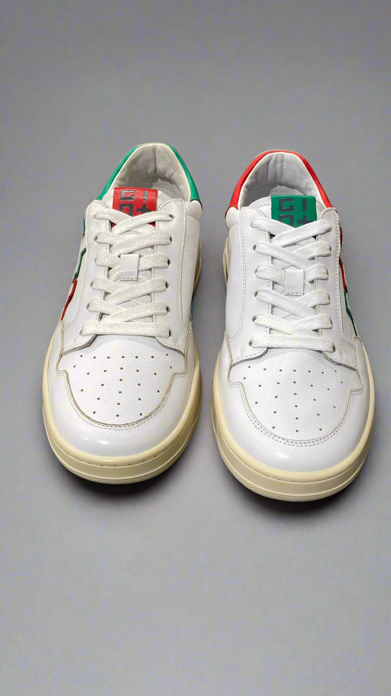 Court Sneaker