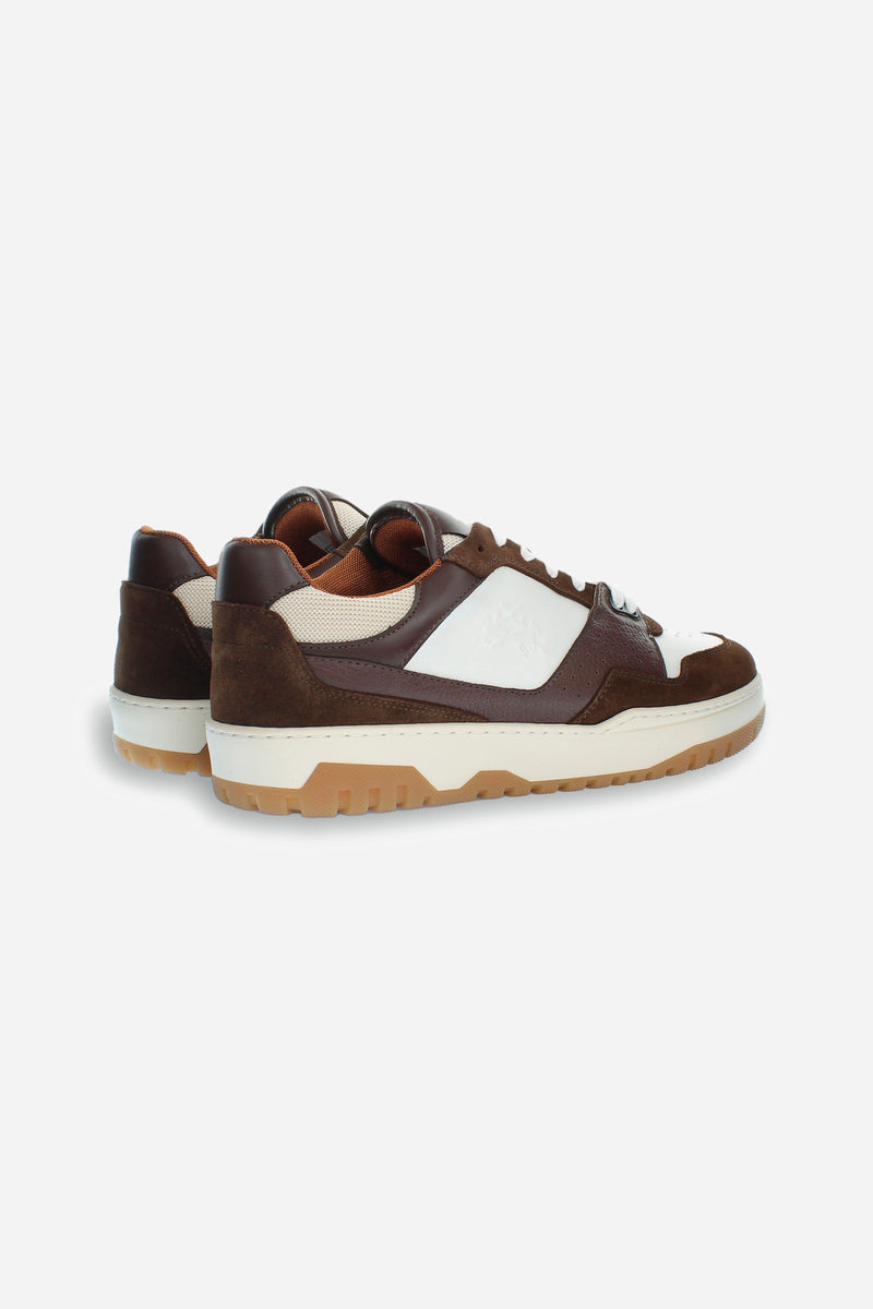 Basketball sneaker