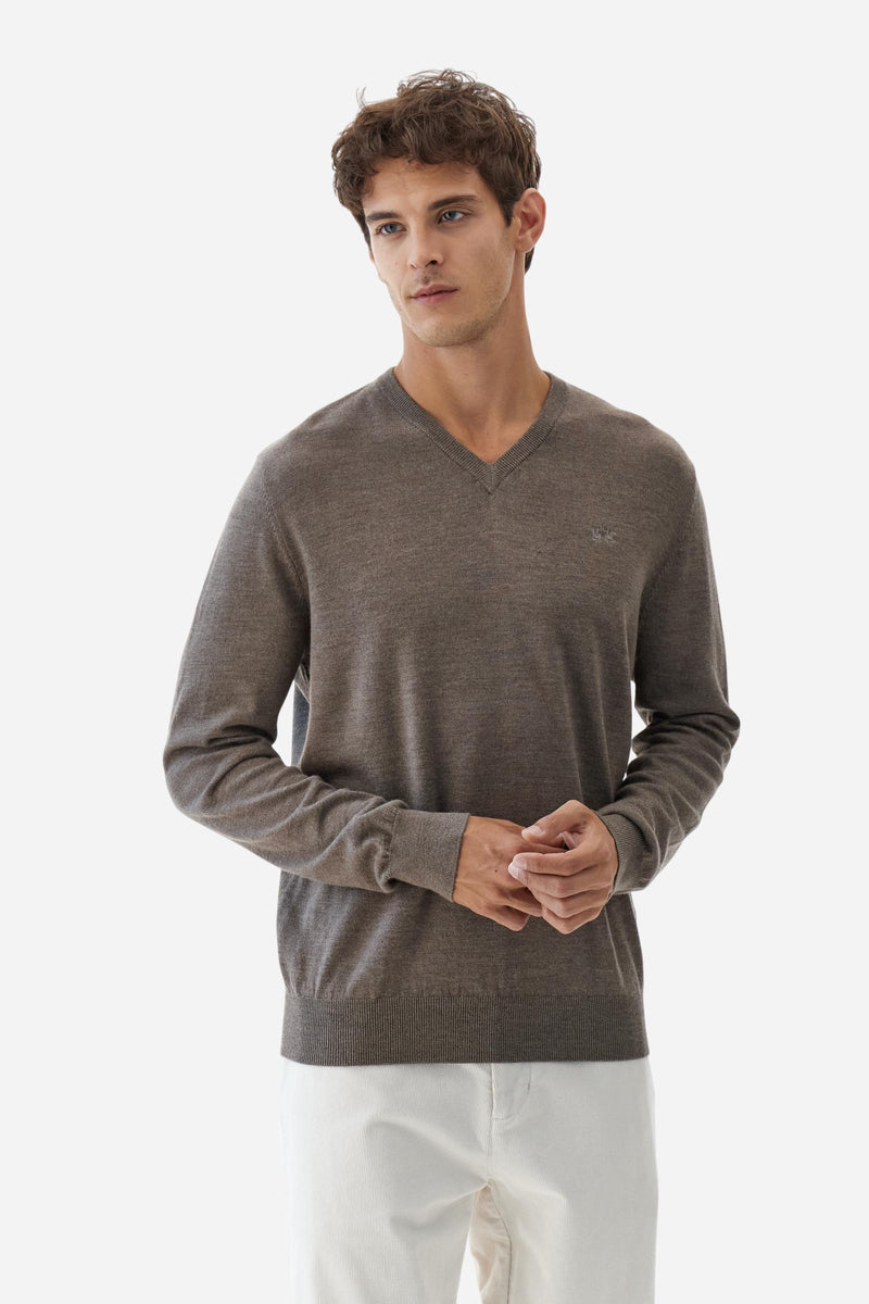 V-Neck Knit