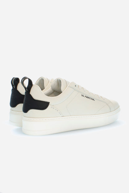 Leather sneaker