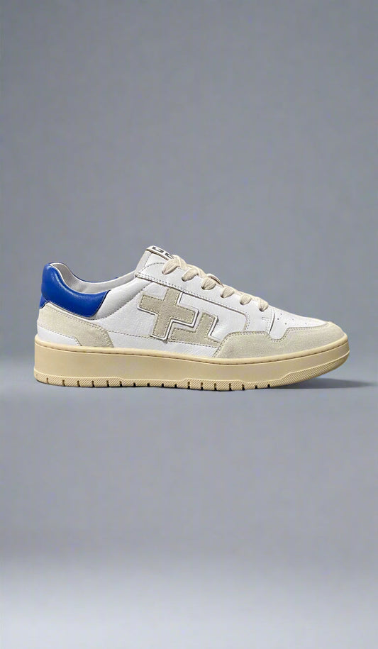Court Sneaker
