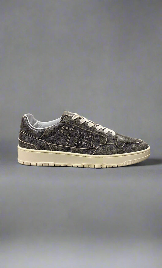 Court Sneaker
