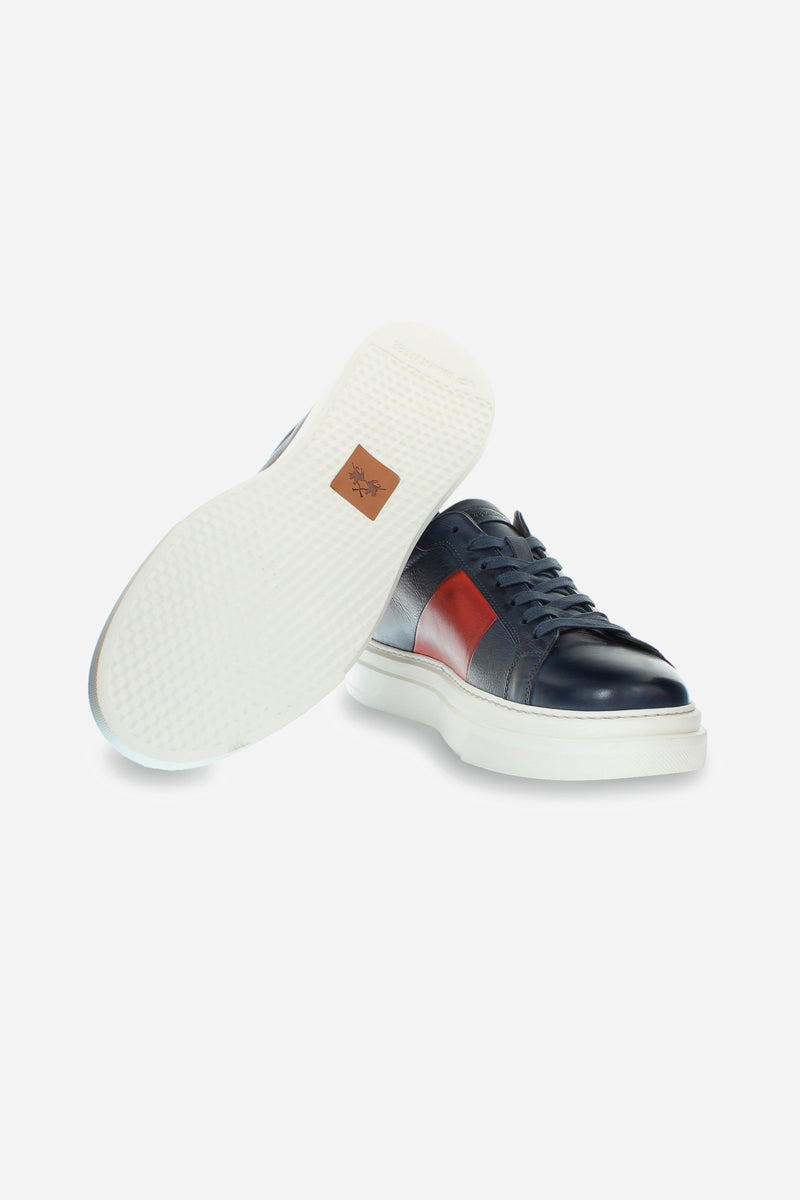 Navy leather sneaker
